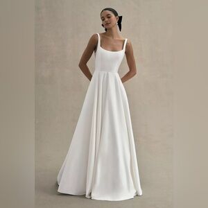 Jenny by Jenny Yoo Lawrence Square-Neck Open-Back Taffeta Wedding Gown Sz 4